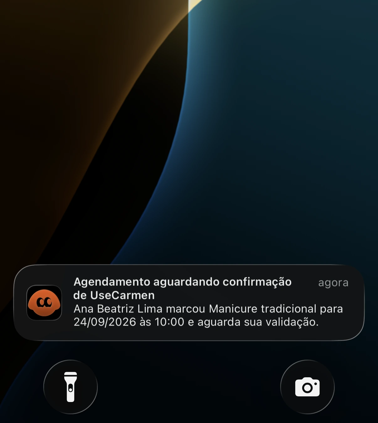 Notificação na tela de bloqueio do celular: um agendamento novo esperando você confirmar